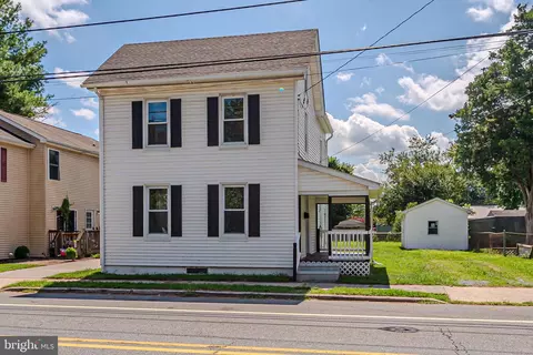 Exterior - 39 W Commerce St, Kenton, DE 19955 photo 2 of 5