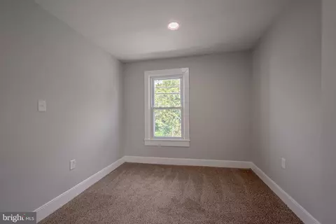 Bedroom - 39 W Commerce St, Kenton, DE 19955 photo 6 of 6