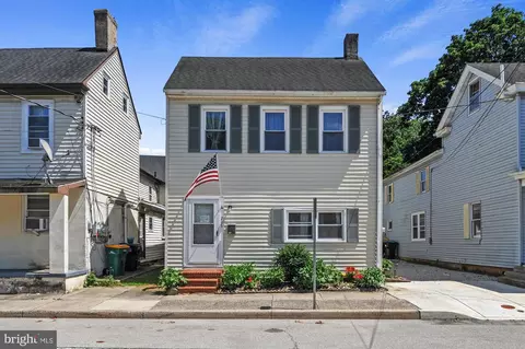 203 W Commerce St, Smyrna, DE 19977