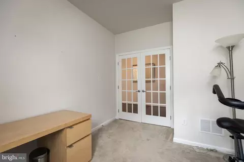 Entry Way - 17 Split Rail Rd, Smyrna, DE 19977 photo 5 of 9