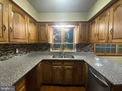 Kitchen - 15 Laurel Dr, Dover, DE 19901 photo 3 of 3
