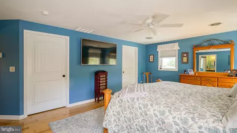 Bedroom - 6191 Pearsons Corner Rd, Dover, DE 19904 photo 3 of 7