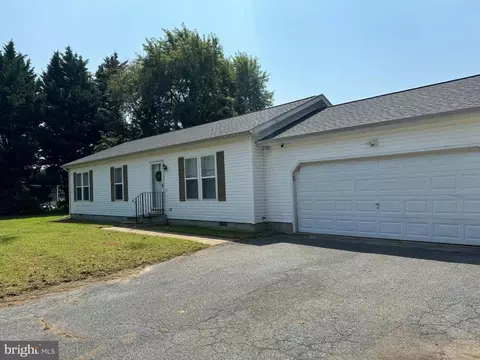 120 Dickens Ln, Felton, DE 19943