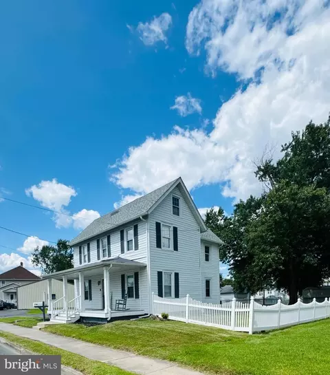 100 E Liberty St, Harrington, DE 19952 photo 3