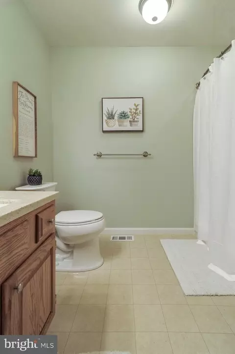 69 E Huntington Cir, Dover, DE 19904 photo 17