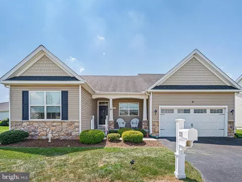 121 Winding Carriage Ln, Dover, DE 19904