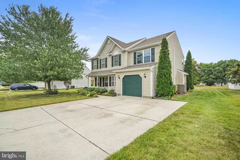 6 Westover Dr, Dover, DE 19904 photo 2