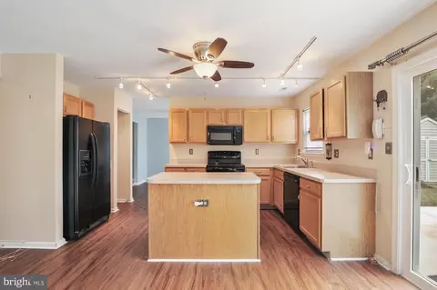6 Westover Dr, Dover, DE 19904 photo 8