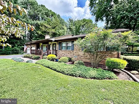 125 Meadow Glen Dr, Dover, DE 19901 photo 3