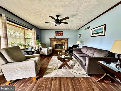 125 Meadow Glen Dr, Dover, DE 19901 photo 7