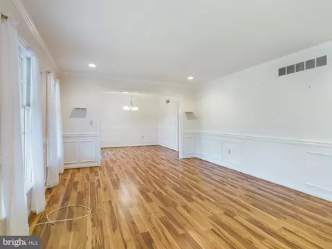 Living - 103 Birchfield Dr, Dover, DE 19904 photo 1 of 4