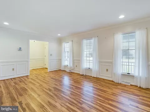 Living - 103 Birchfield Dr, Dover, DE 19904 photo 2 of 4
