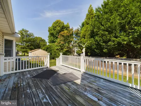 Exterior - 103 Birchfield Dr, Dover, DE 19904 photo 5 of 6