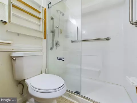 Bath - 103 Birchfield Dr, Dover, DE 19904 photo 1 of 5