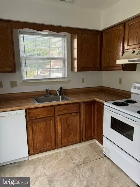 Kitchen - 25 Gristmill Dr, Dover, DE 19904 photo 1 of 1