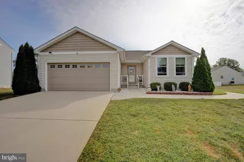 Exterior - 711 Marta Dr, Dover, DE 19901 photo 2 of 13