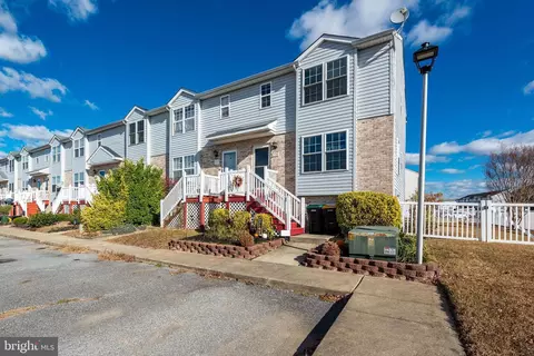 728 Dairy Dr, Smyrna, DE 19977