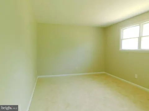 Bedroom - 85 Virginia Ave, Dover, DE 19904 photo 2 of 2