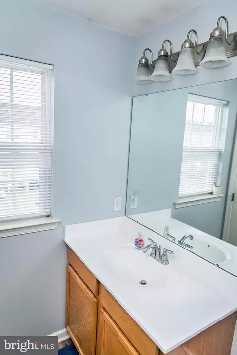 Bath - 412 Ann Moore St, Dover, DE 19904 photo 4 of 6
