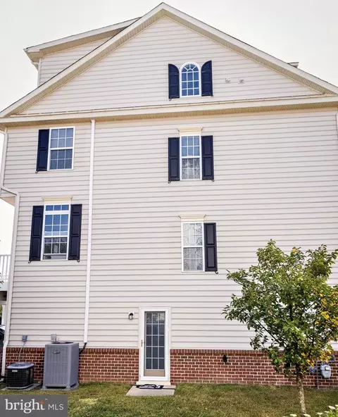 Exterior - 412 Ann Moore St, Dover, DE 19904 photo 8 of 8