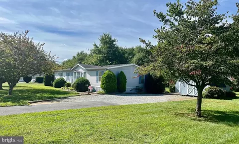 200 Daves Ct #1, Felton, DE 19943