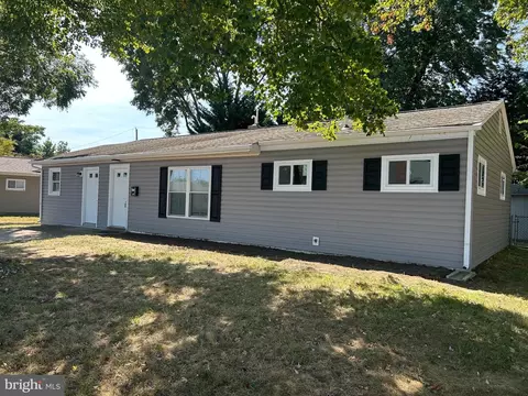 1474 S Governors Ave, Dover, DE 19904