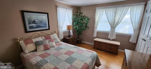 Bedroom - 23 Woodburn Cir, Dover, DE 19904 photo 8 of 9
