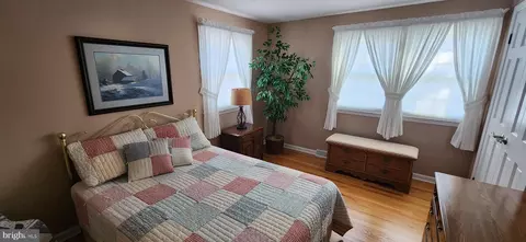 Bedroom - 23 Woodburn Cir, Dover, DE 19904 photo 1 of 9