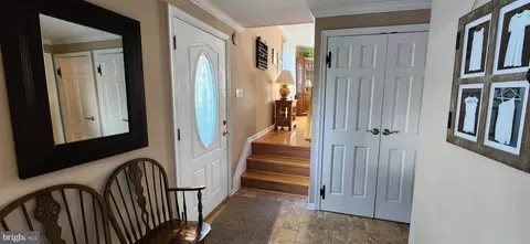 Entry Way - 23 Woodburn Cir, Dover, DE 19904 photo 1 of 1