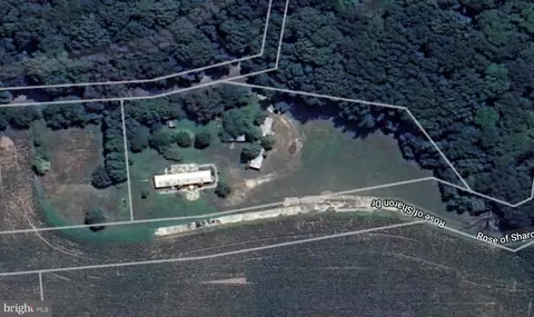 389 Killens Pond Rd, Harrington, DE 19952