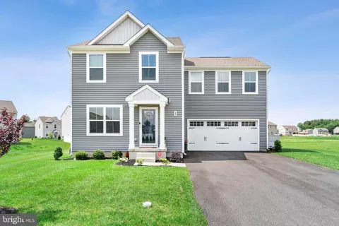 62 Feldspar Rd, Dover, DE 19904