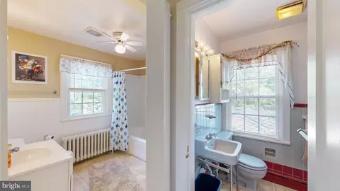 Entry Way - 111 Rodney Rd, Dover, DE 19901 photo 6 of 6