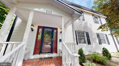 Exterior - 111 Rodney Rd, Dover, DE 19901 photo 5 of 12
