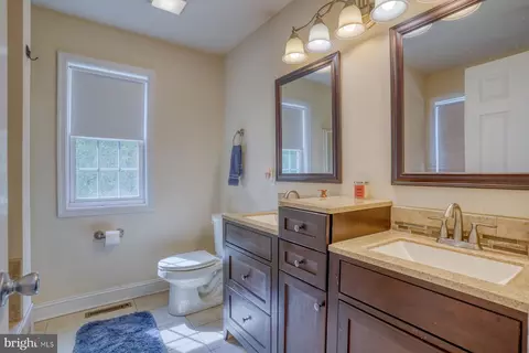 Bath - 207 Tall Tree Ct, Dover, DE 19904 photo 1 of 2