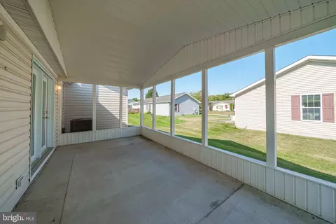 Exterior - 614 Audrey Dr, Dover, DE 19901 photo 6 of 10
