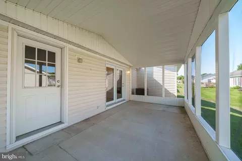 Exterior - 614 Audrey Dr, Dover, DE 19901 photo 7 of 10