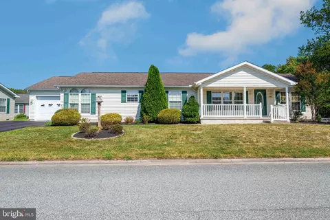 614 Audrey Dr, Dover, DE 19901