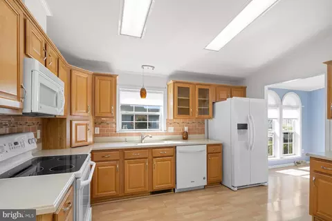 Kitchen - 614 Audrey Dr, Dover, DE 19901 photo 3 of 4