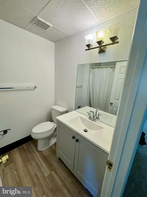 8 Forest Creek Dr, Dover, DE 19904 photo 6