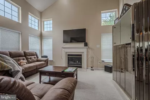 Living - 15 Houston St, Dover, DE 19901 photo 2 of 3