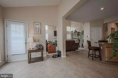 Entry Way - 15 Houston St, Dover, DE 19901 photo 7 of 12