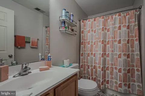 Bath - 15 Houston St, Dover, DE 19901 photo 3 of 3