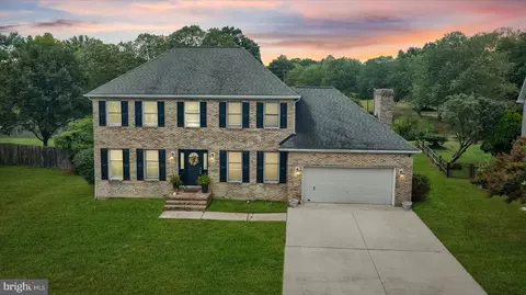 242 N Caroline Pl, Dover, DE 19904