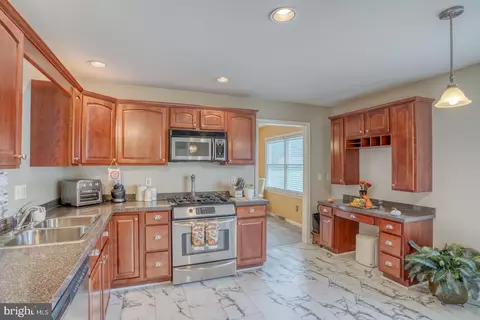 Kitchen - 532 Fieldcrest Dr, Dover, DE 19904 photo 1 of 2