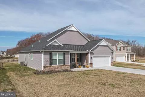 95 Amberwood Ct, Dover, DE 19901