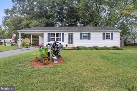 232 Cherry Dr, Magnolia, DE 19962