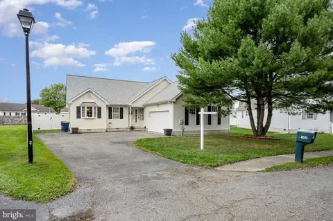 108 Courtney Ln, Felton, DE 19943