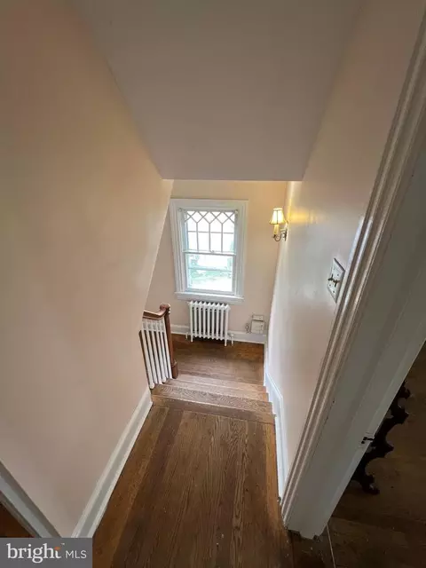 Entry Way - 10 S Bradford St, Dover, DE 19904 photo 7 of 16