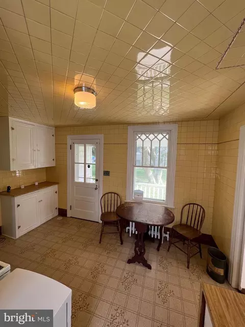 Kitchen - 10 S Bradford St, Dover, DE 19904 photo 4 of 6