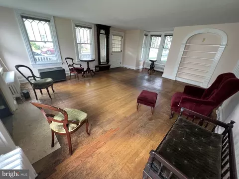 Living - 10 S Bradford St, Dover, DE 19904 photo 2 of 6